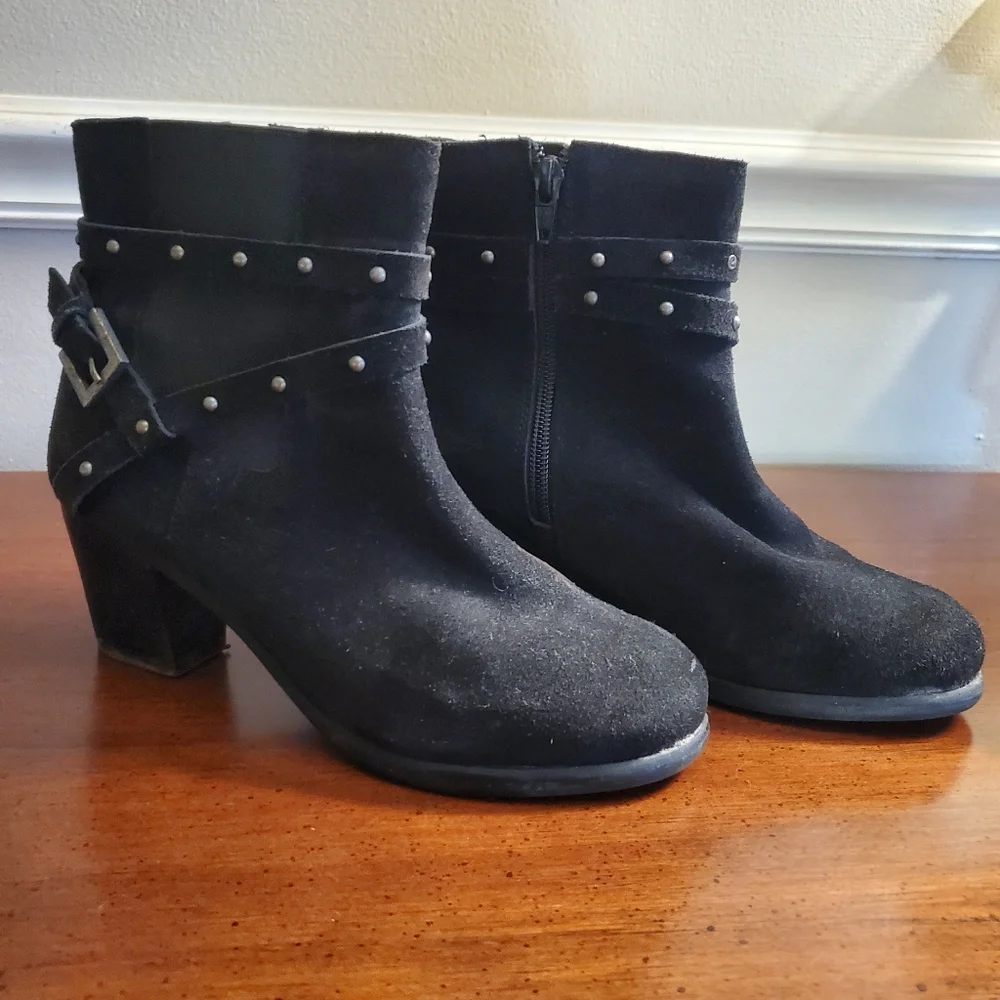 Women’s Matisse‎ Camryn Boots Black Size 6W Leather with Buckle and Studs